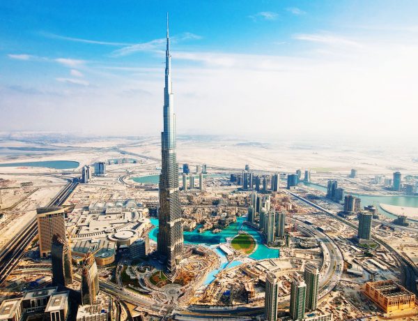 Vacanta de vis in Dubai la doar 300 euro/p (zbor + 7 nopti de cazare la hotel de 4*)