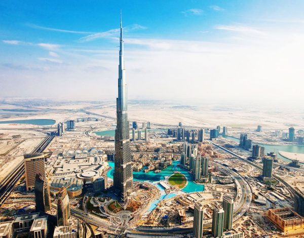 Vacanta de vis in Dubai la doar 300 euro/p (zbor + 7 nopti de cazare la hotel de 4*)