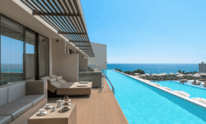 🇨🇾 City break în Cipru la AMARANDE Adults Only 5★: 3 nopți cu mic dejun și zbor inclus, doar 392 €/persoană! ☀️