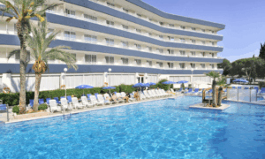🇪🇸 City break în Lloret de Mar – 2 nopți la Hotel GHT Aquarium & Spa 4★ cu mic dejun și zbor din București ✈️🌟